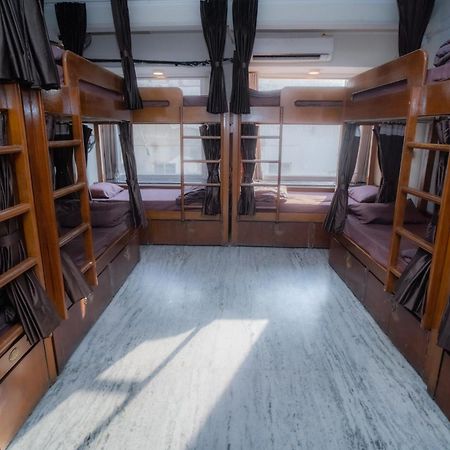 Pearl Courtyard Dormitory فاراناسي المظهر الخارجي الصورة