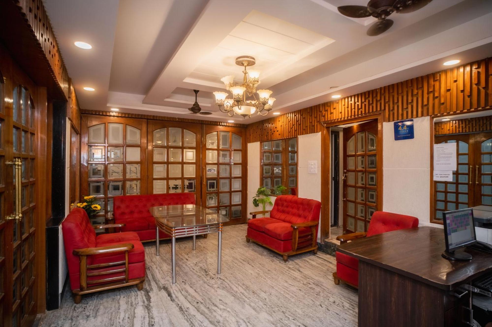 Pearl Courtyard Dormitory فاراناسي المظهر الخارجي الصورة