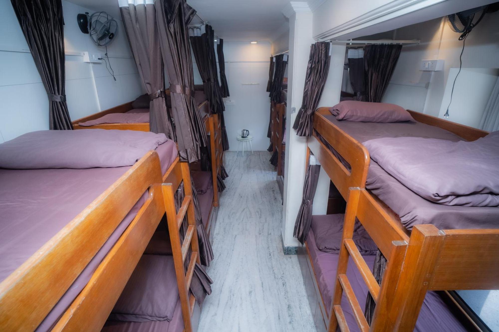 Pearl Courtyard Dormitory فاراناسي المظهر الخارجي الصورة