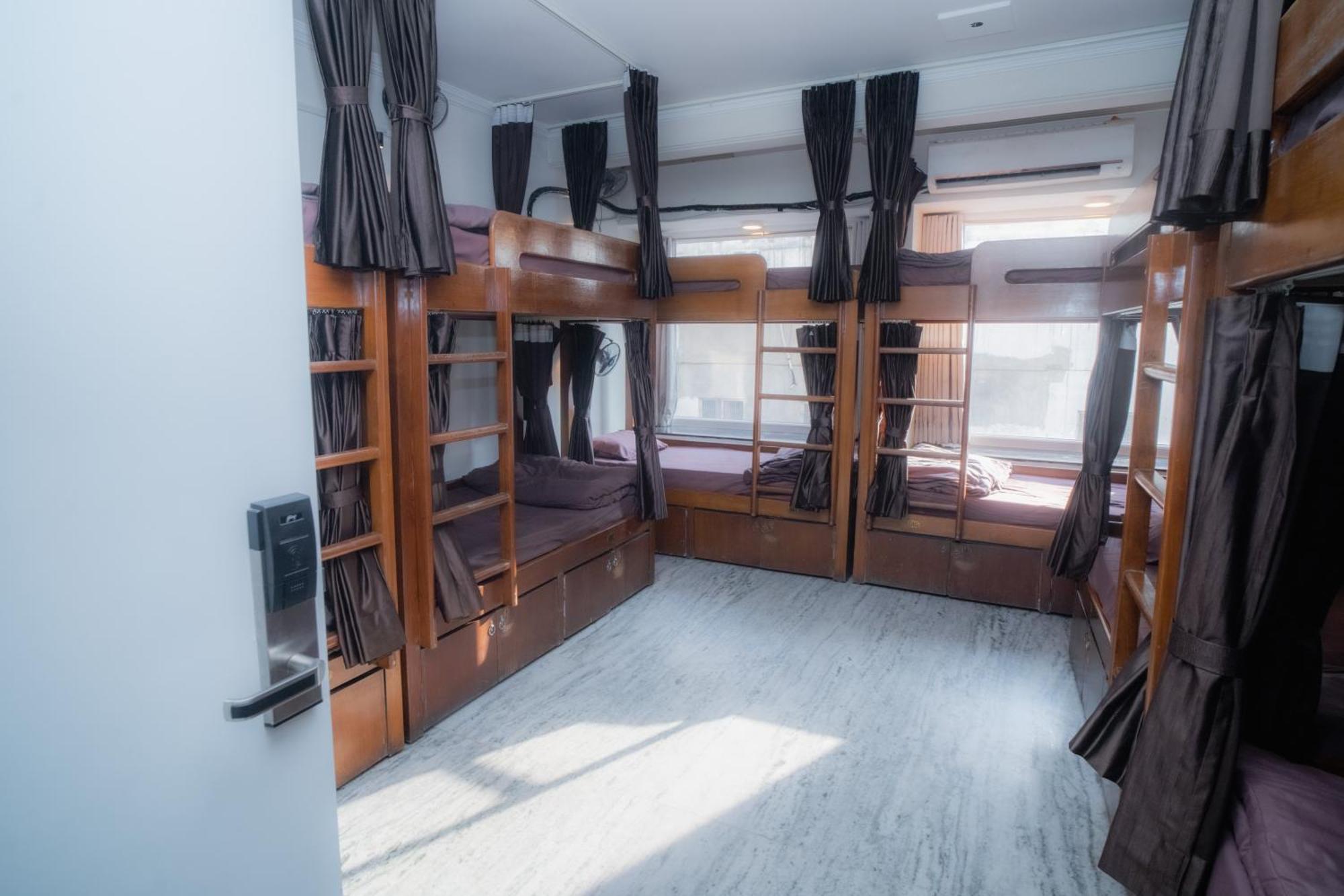 Pearl Courtyard Dormitory فاراناسي المظهر الخارجي الصورة