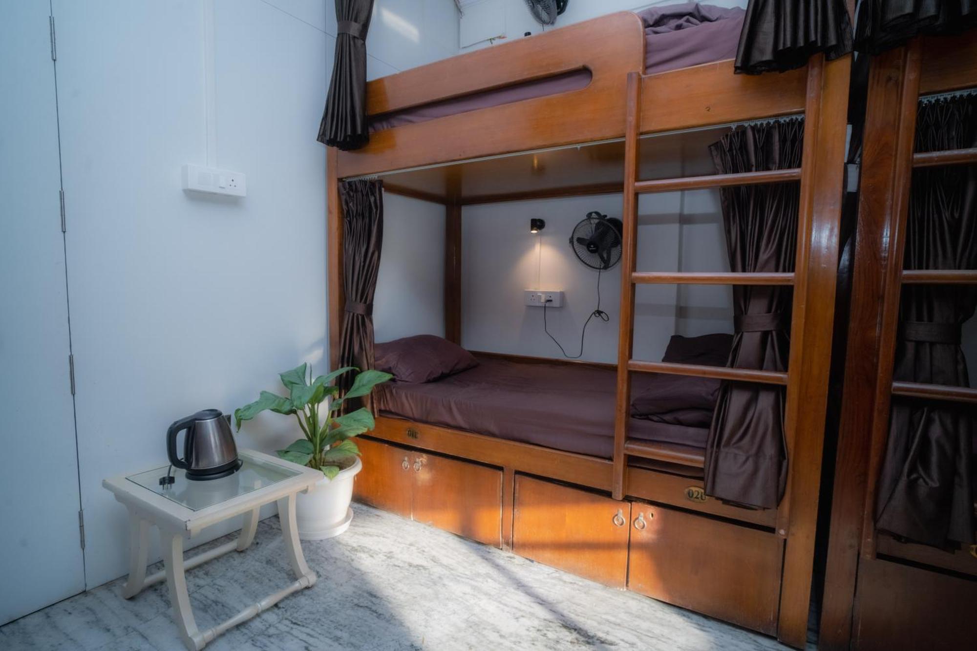 Pearl Courtyard Dormitory فاراناسي المظهر الخارجي الصورة