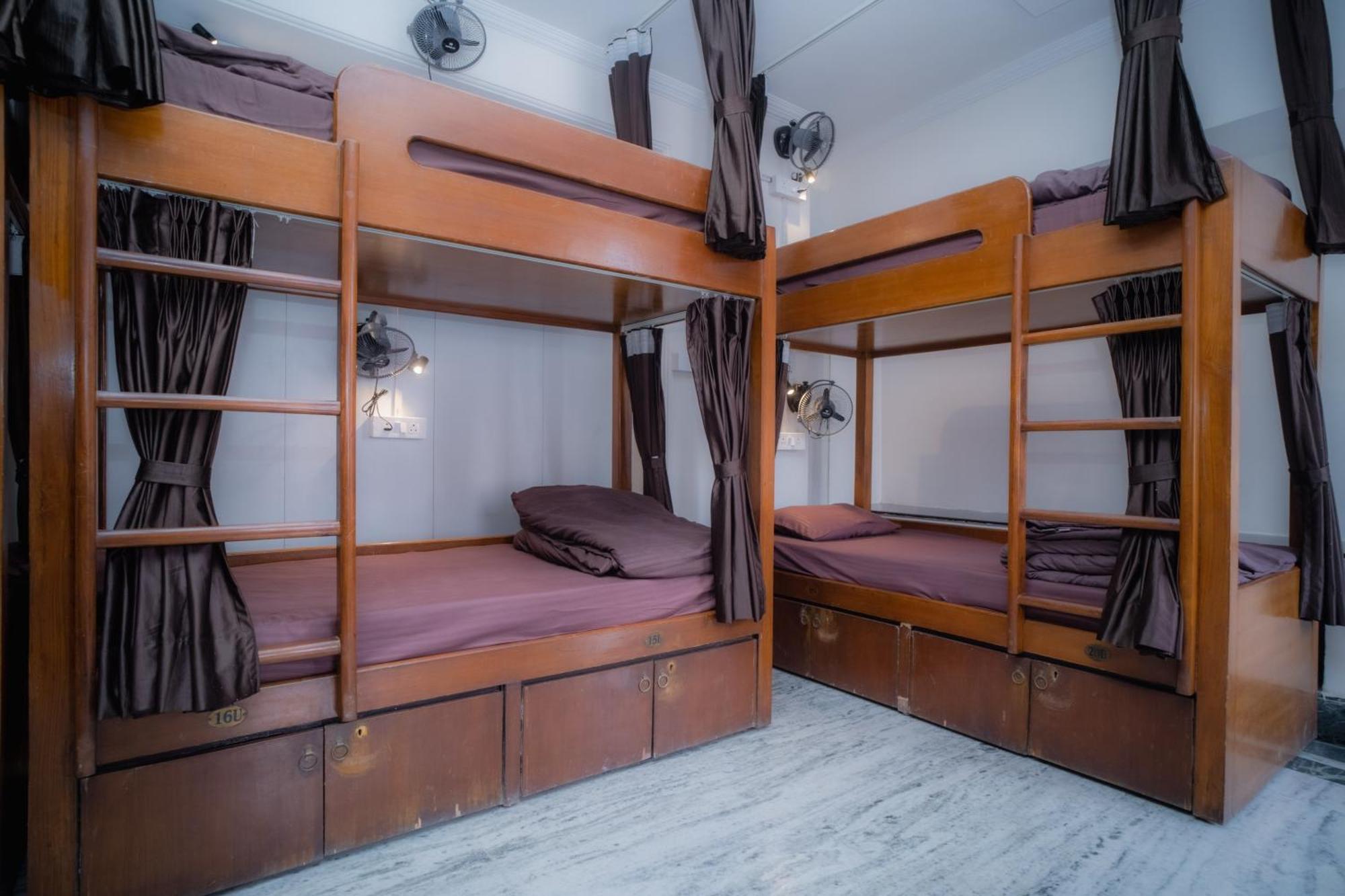 Pearl Courtyard Dormitory فاراناسي المظهر الخارجي الصورة