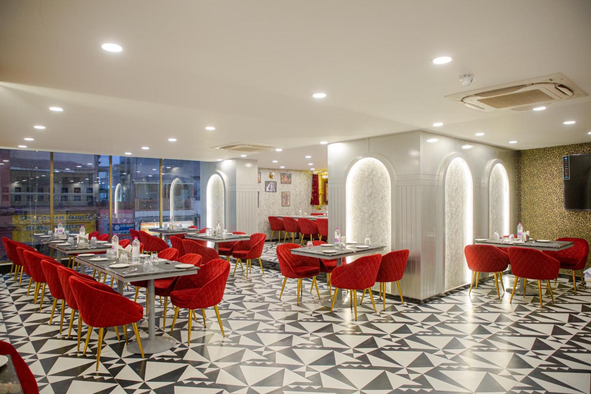 Pearl Courtyard Dormitory فاراناسي المظهر الخارجي الصورة